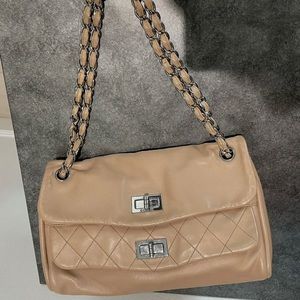 chanel reissue double flap bag